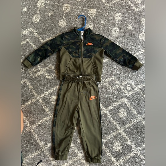 24Months Nike Kids' Olive and Orange Camo Tracksuit - Picture 1 of 3